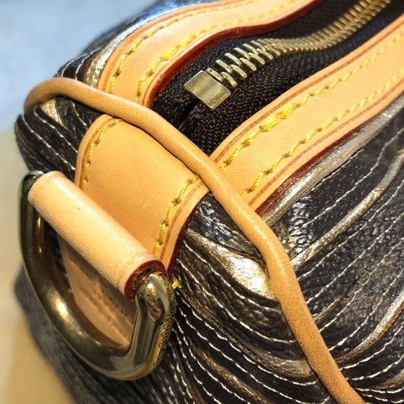 Louis Vuitton Limited Edition Speedy 30 Argent - Rare Find - Picture 6 of 16